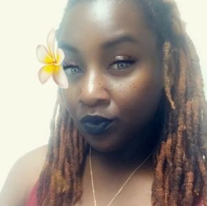 Meet your Posher, Vee